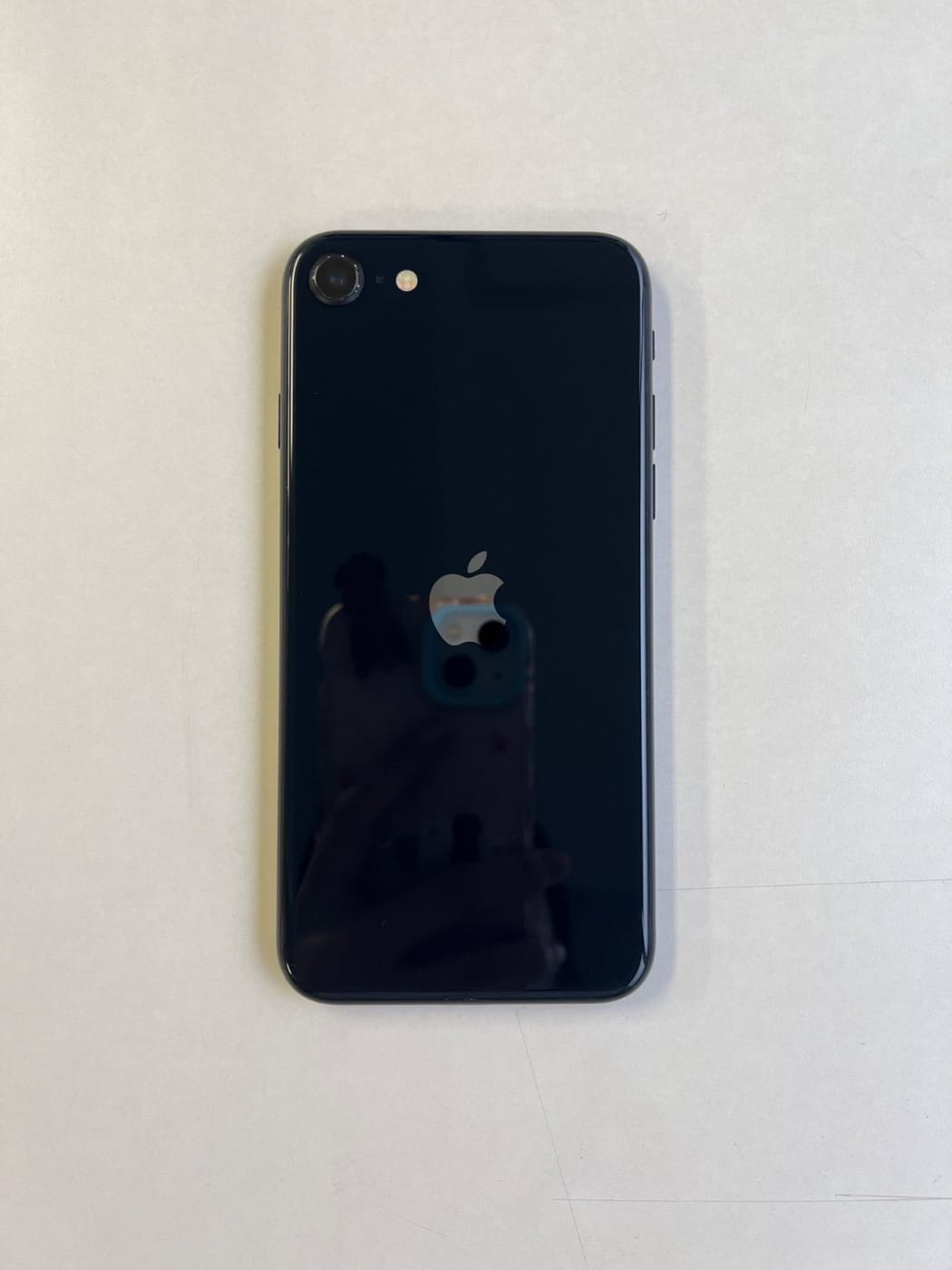 美品 iPhone SE (第3世代) 64GB ミッドナイト バッテリー85% MMYC3J/A - 6126