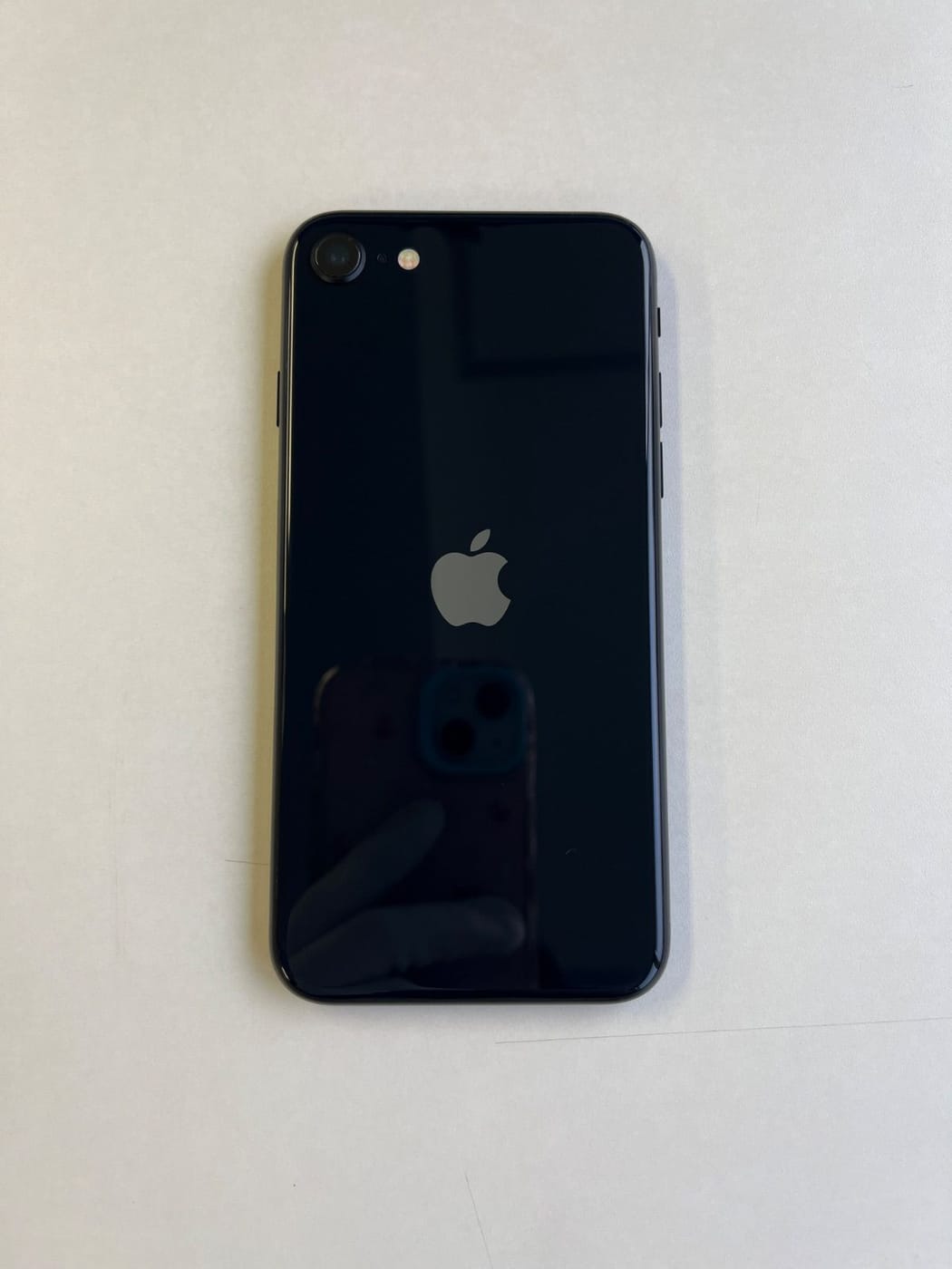 美品 iPhone SE (第3世代) 64GB ミッドナイト バッテリー100% MMYC3J/A - 2617